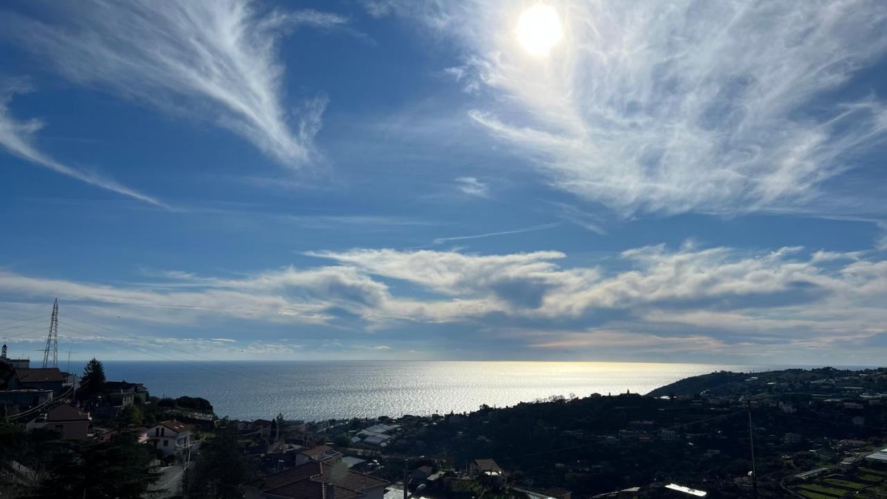 Appartamento In Collina Vista Mare 圣雷默 外观 照片